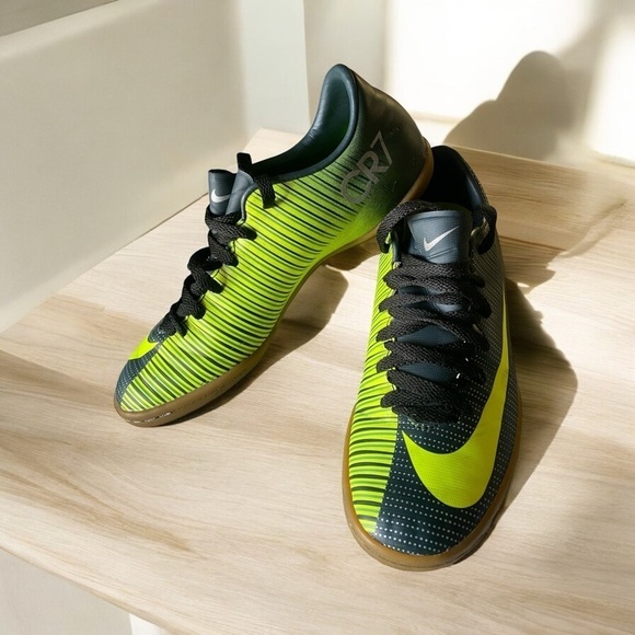 NIKE CR7 Ronaldo MercurialX VictoryVI Indoor Shoes Seaweed Volt M Size 6… - Picture 12 of 15